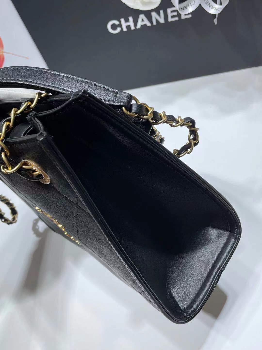 Chanel - Luxury Bag - CHL - 927