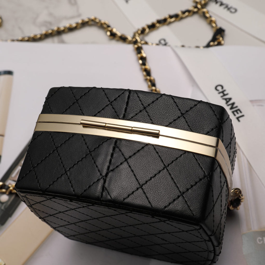 Chanel - Luxury Bag - CHL - 1058