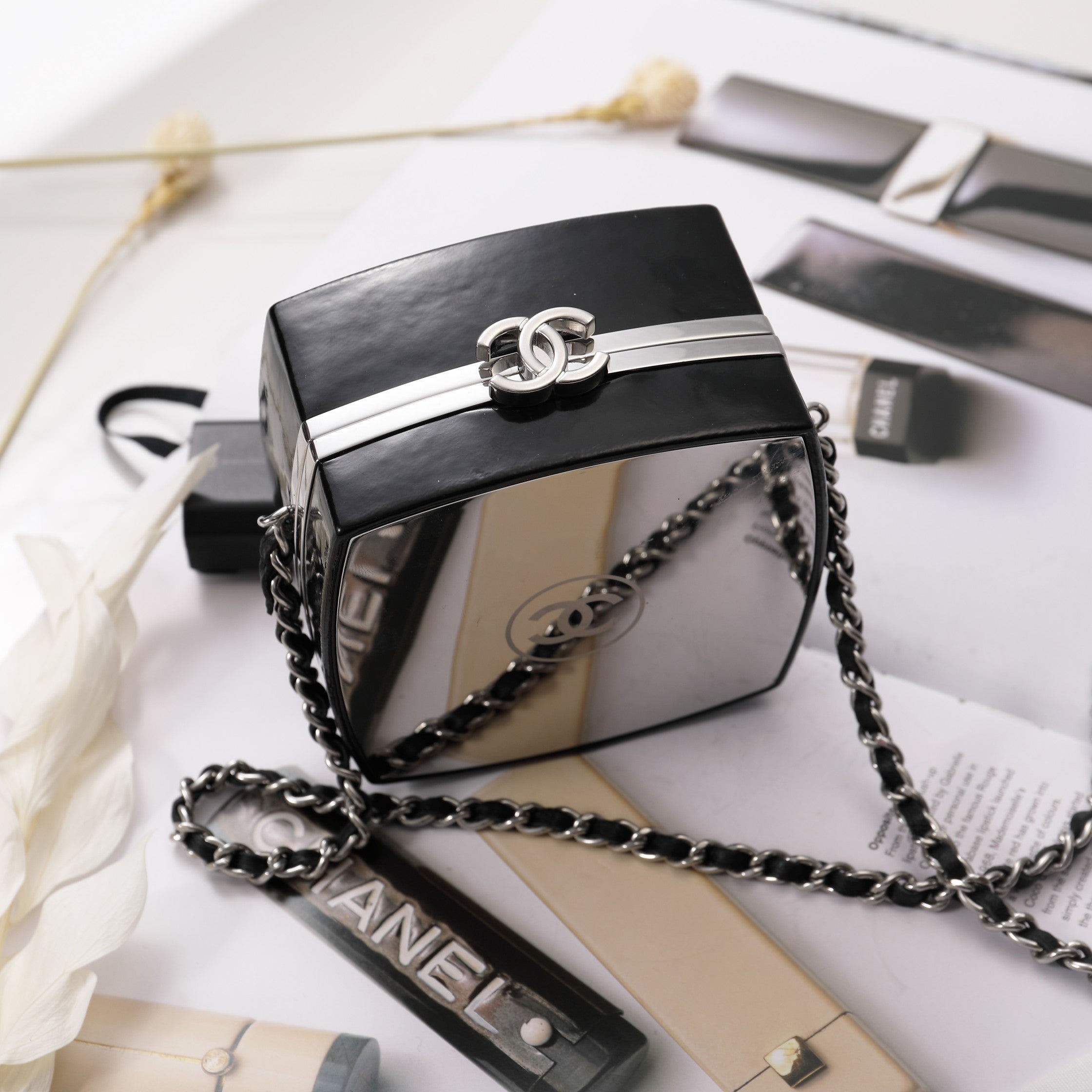 Chanel - Luxury Bag - CHL - 1056