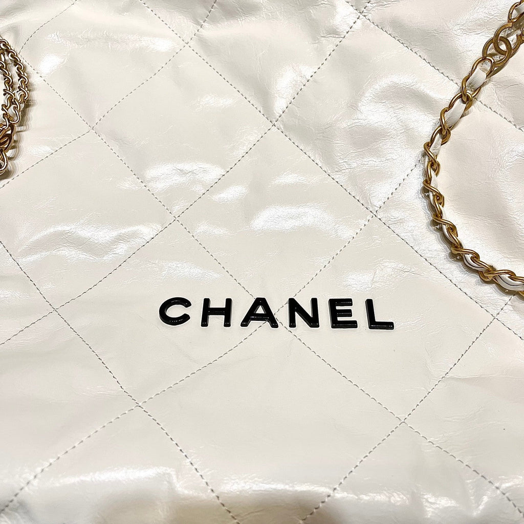 Chanel - Luxury Bag - CHL - 988