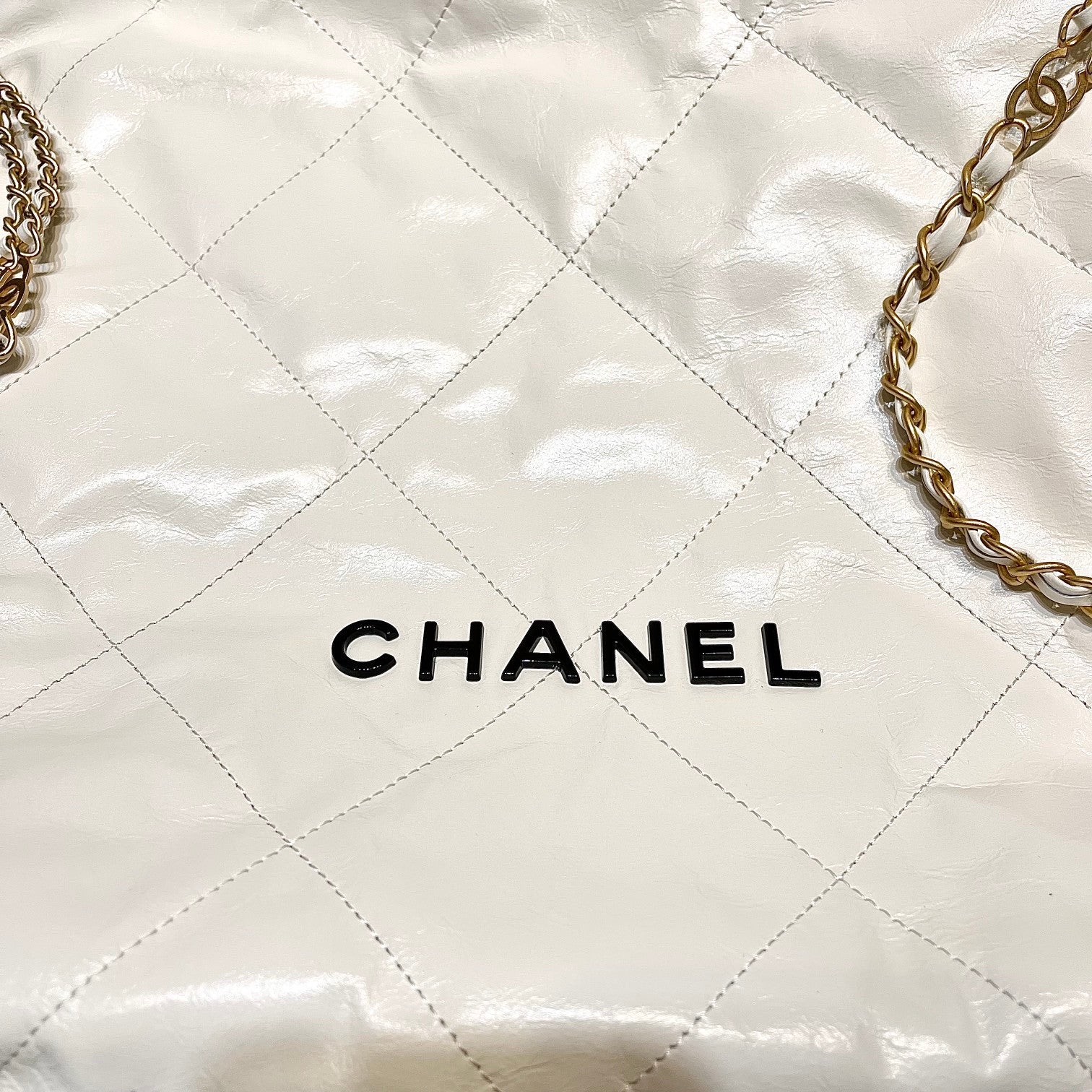 Chanel - Luxury Bag - CHL - 988