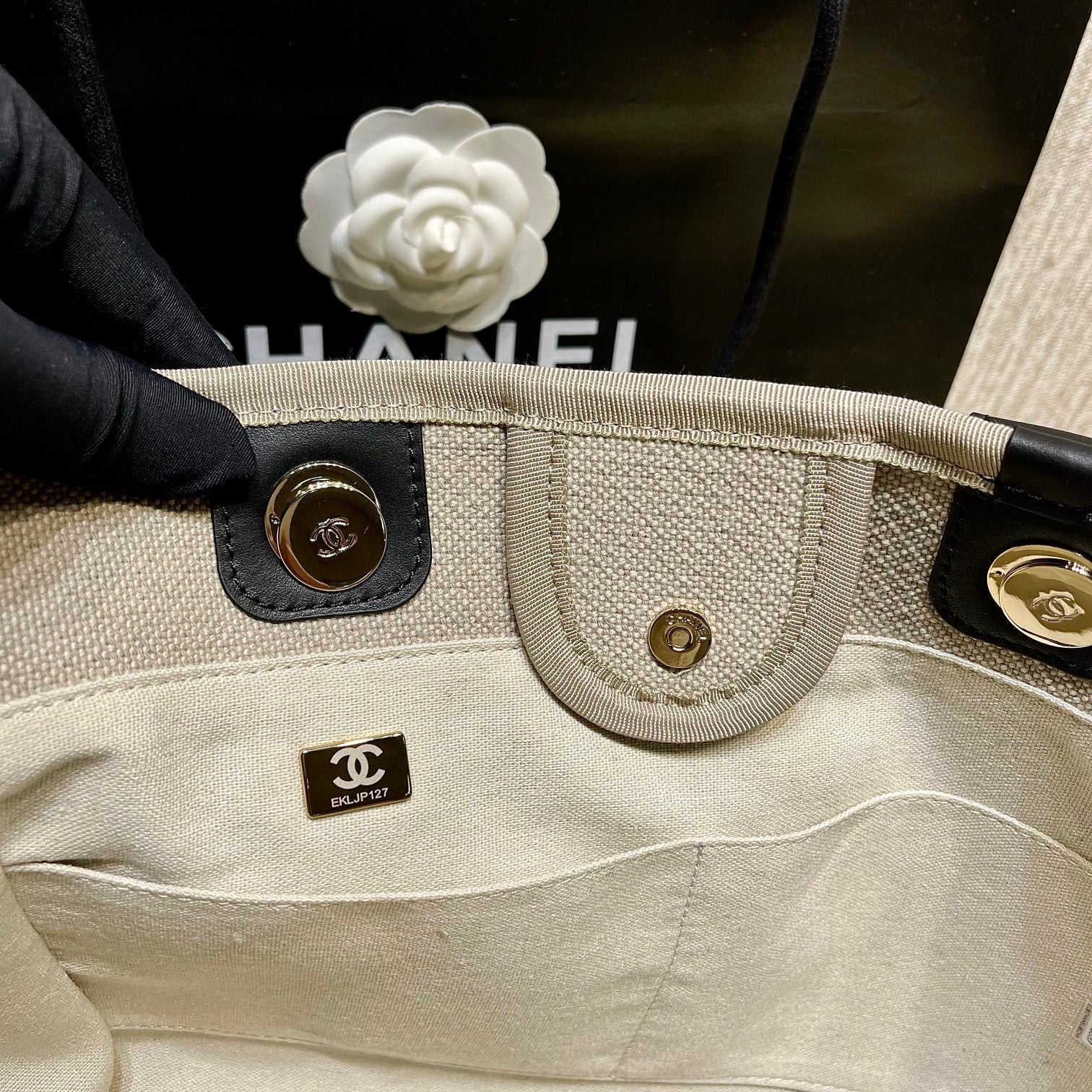 Chanel - Luxury Bag - CHL - 706