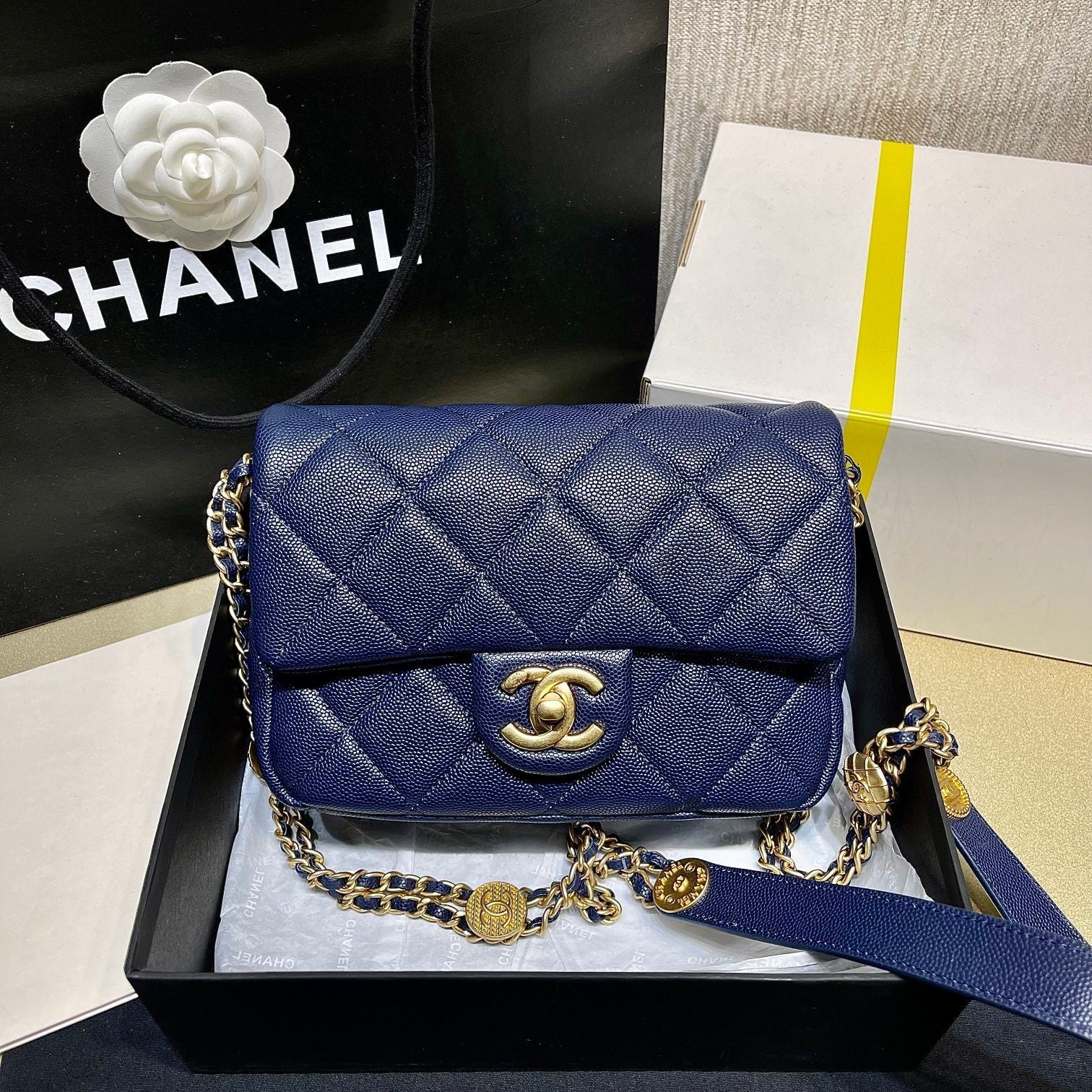 Chanel - Luxury Bag - CHL - 732