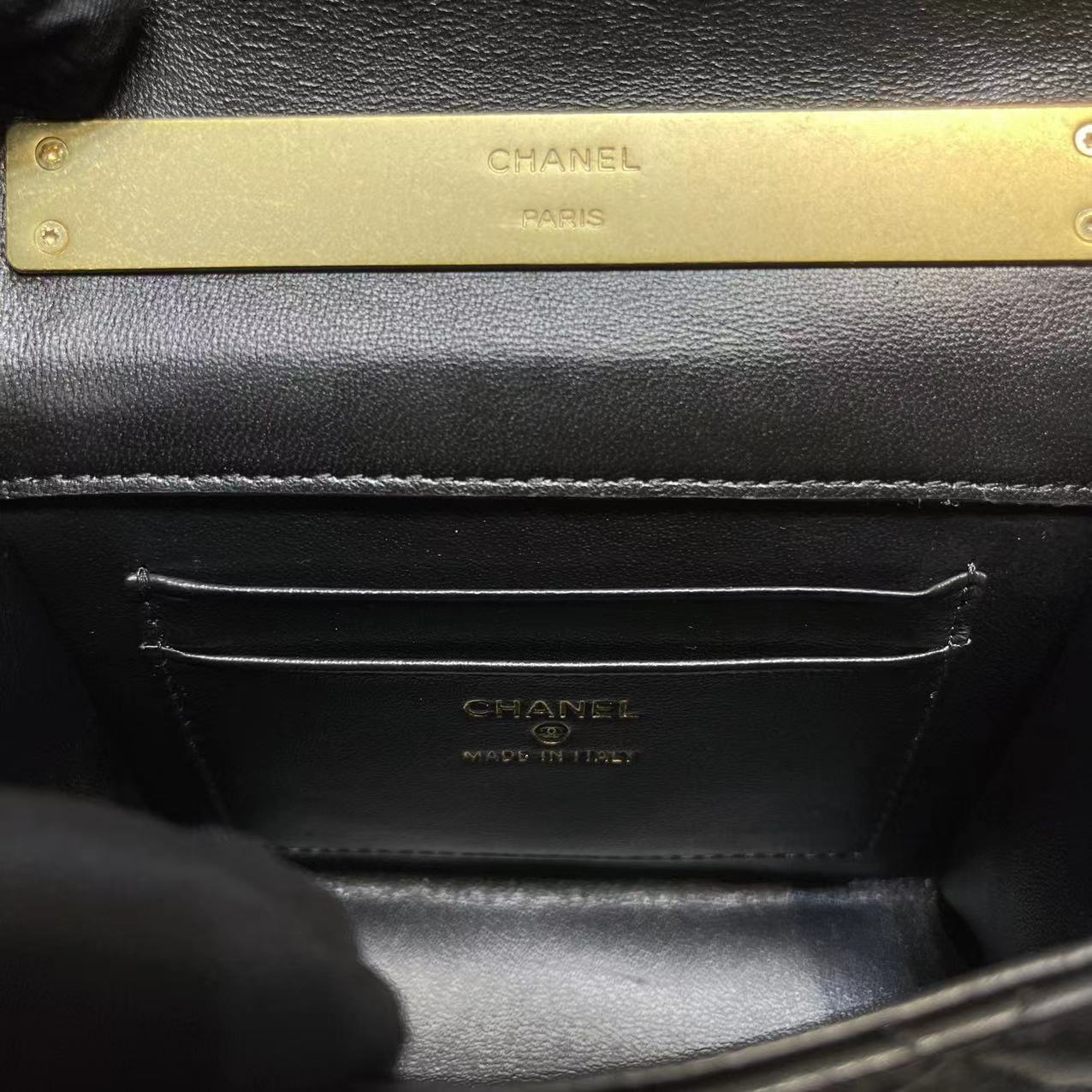 Chanel - Luxury Bag - CHL - 735