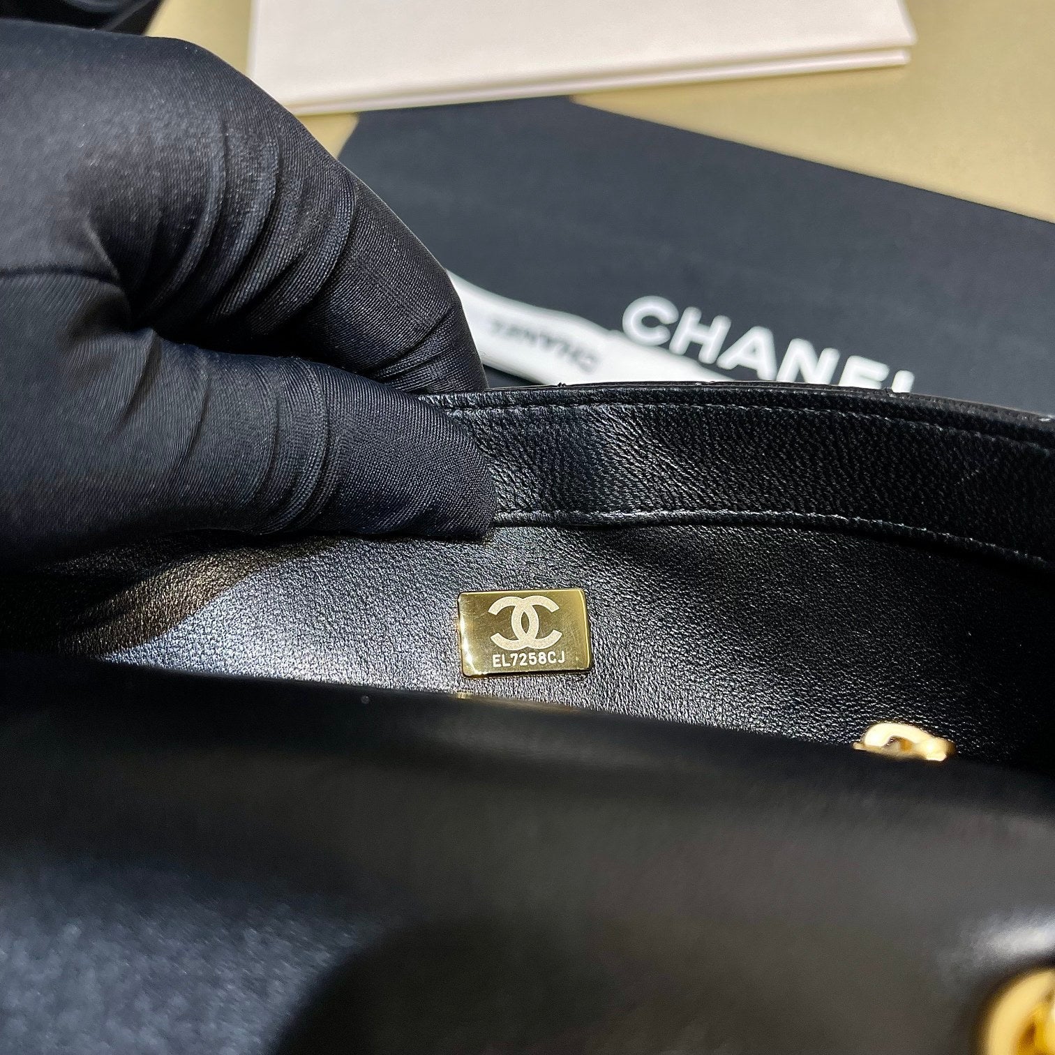 Chanel - Luxury Bag - CHL - 714