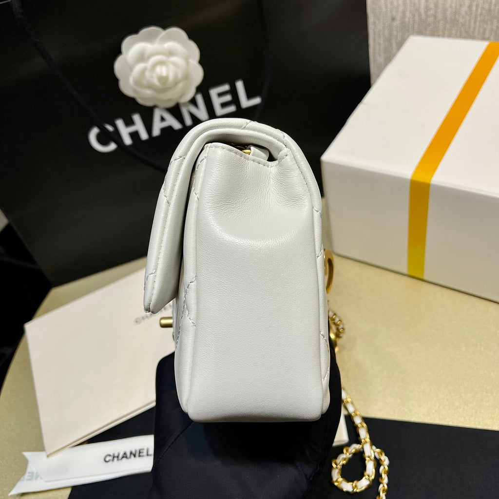 Chanel - Luxury Bag - CHL - 713