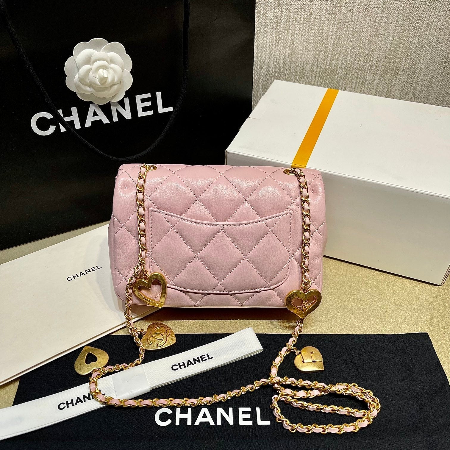 Chanel - Luxury Bag - CHL - 712