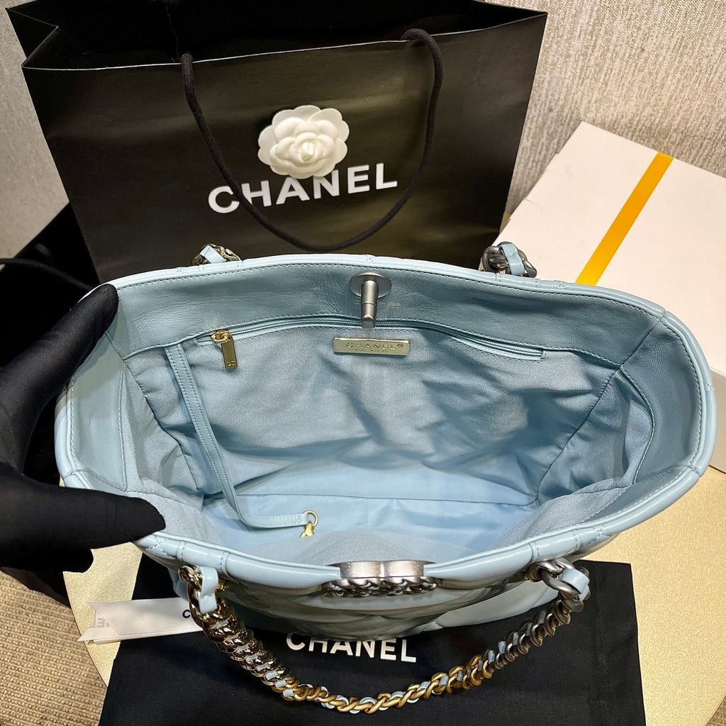 Chanel - Luxury Bag - CHL - 721