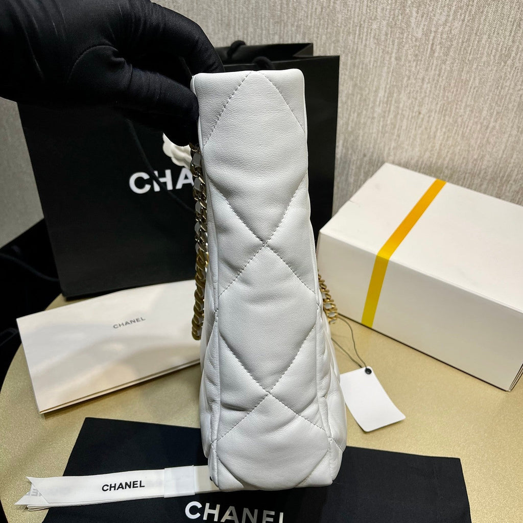 Chanel - Luxury Bag - CHL - 720