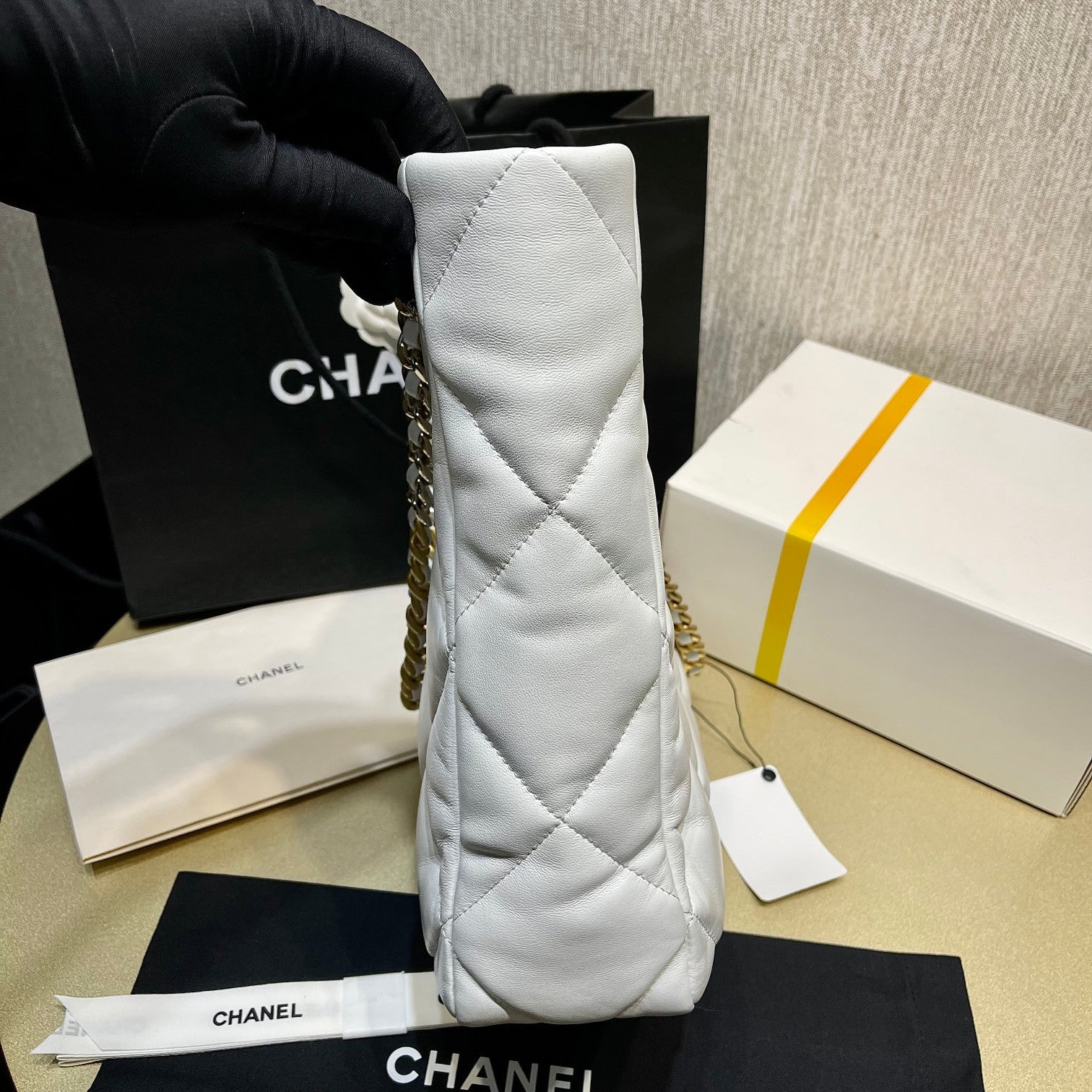 Chanel - Luxury Bag - CHL - 720