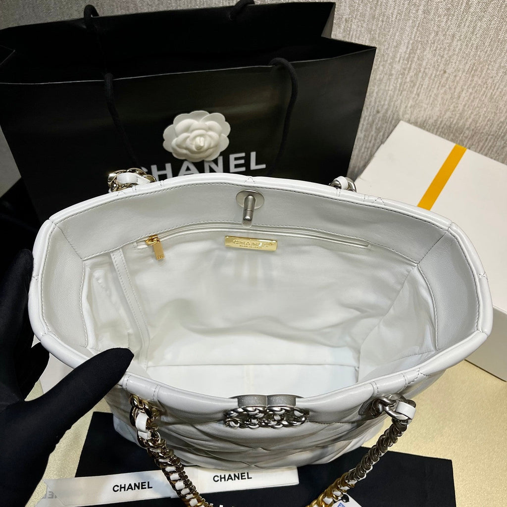 Chanel - Luxury Bag - CHL - 720