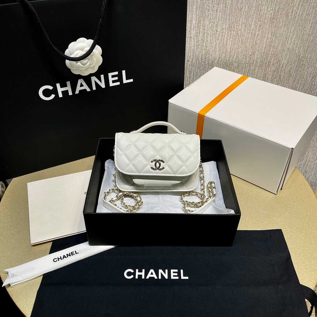 Chanel - Luxury Bag - CHL - 723