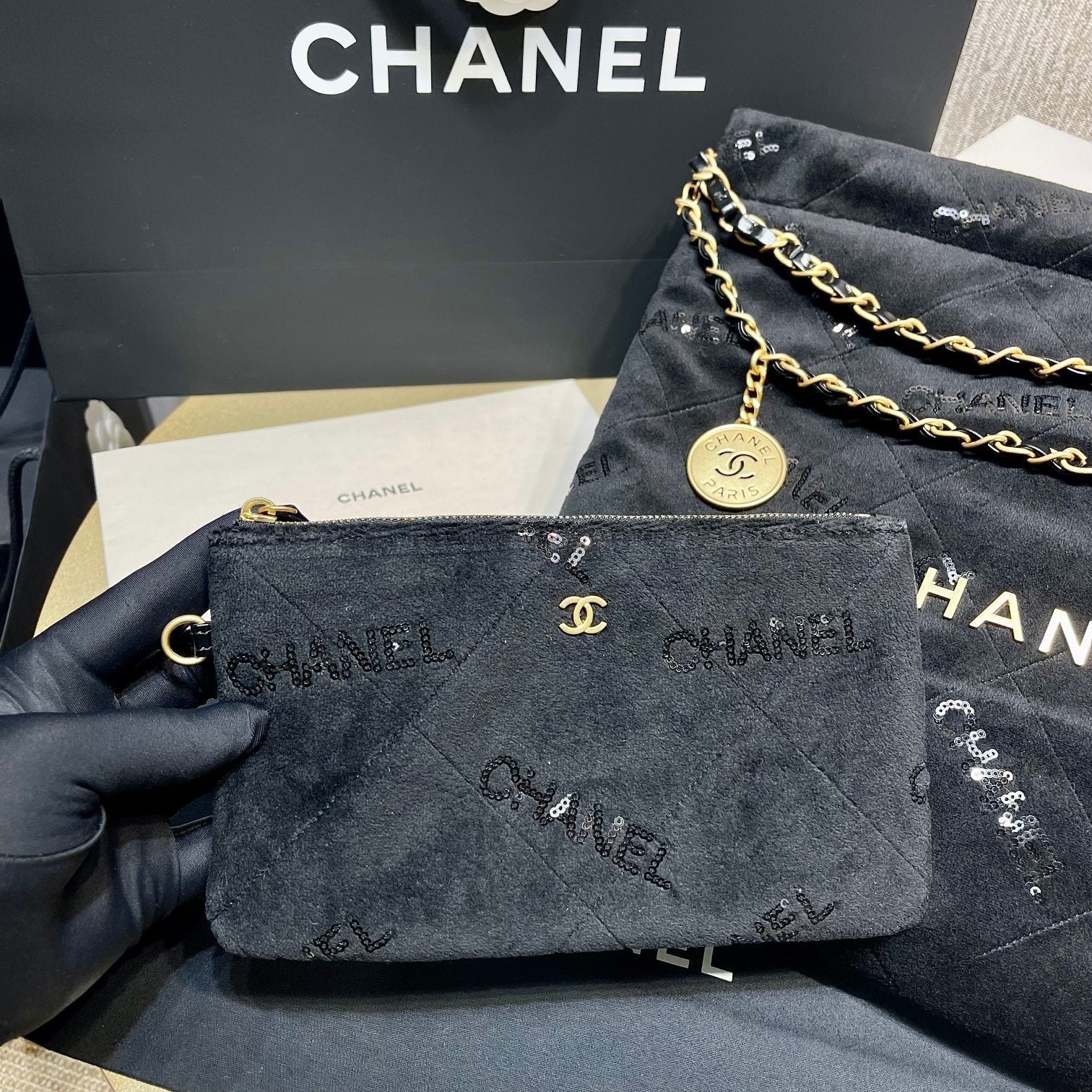 Chanel - Luxury Bag - CHL - 986