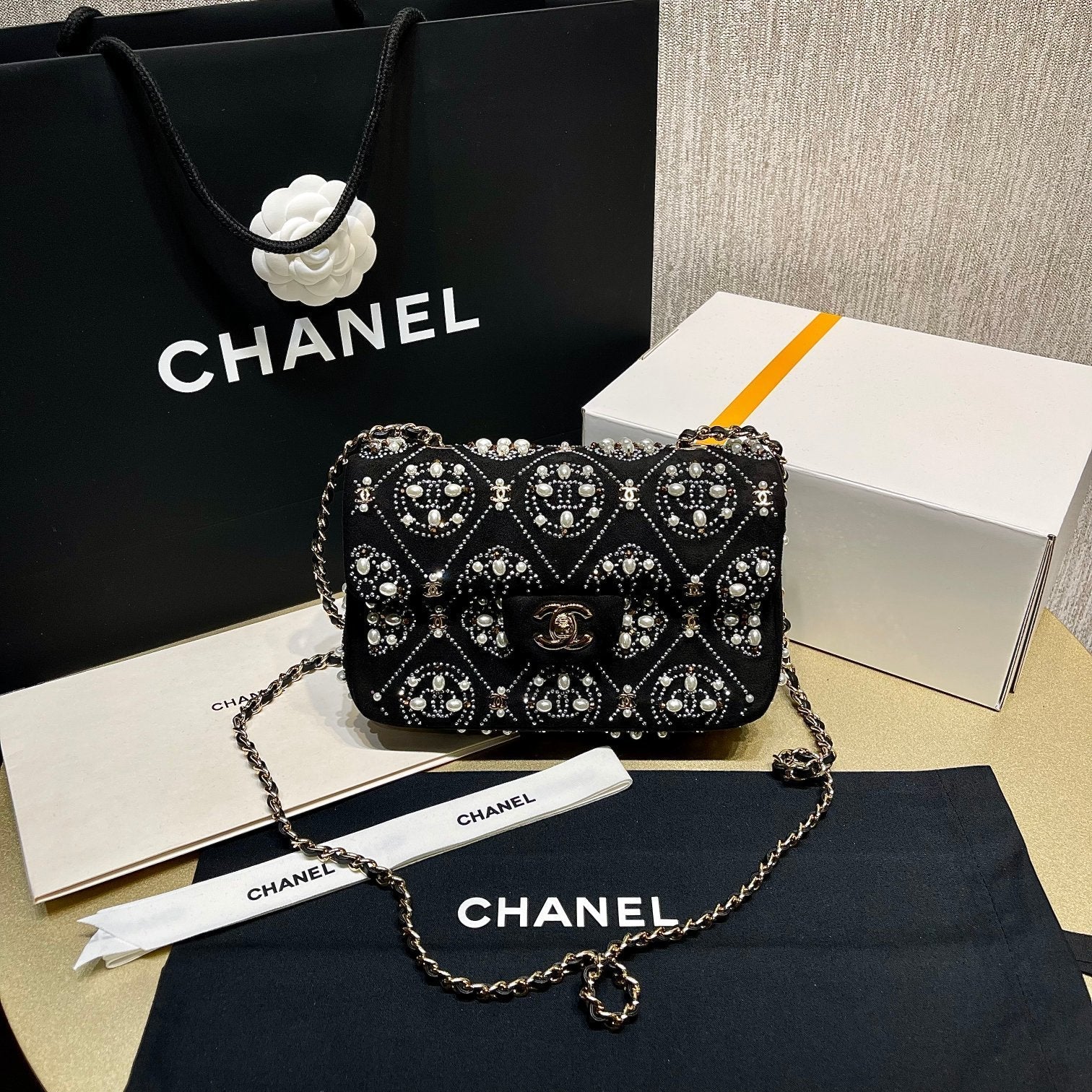 Chanel - Luxury Bag - CHL - 736