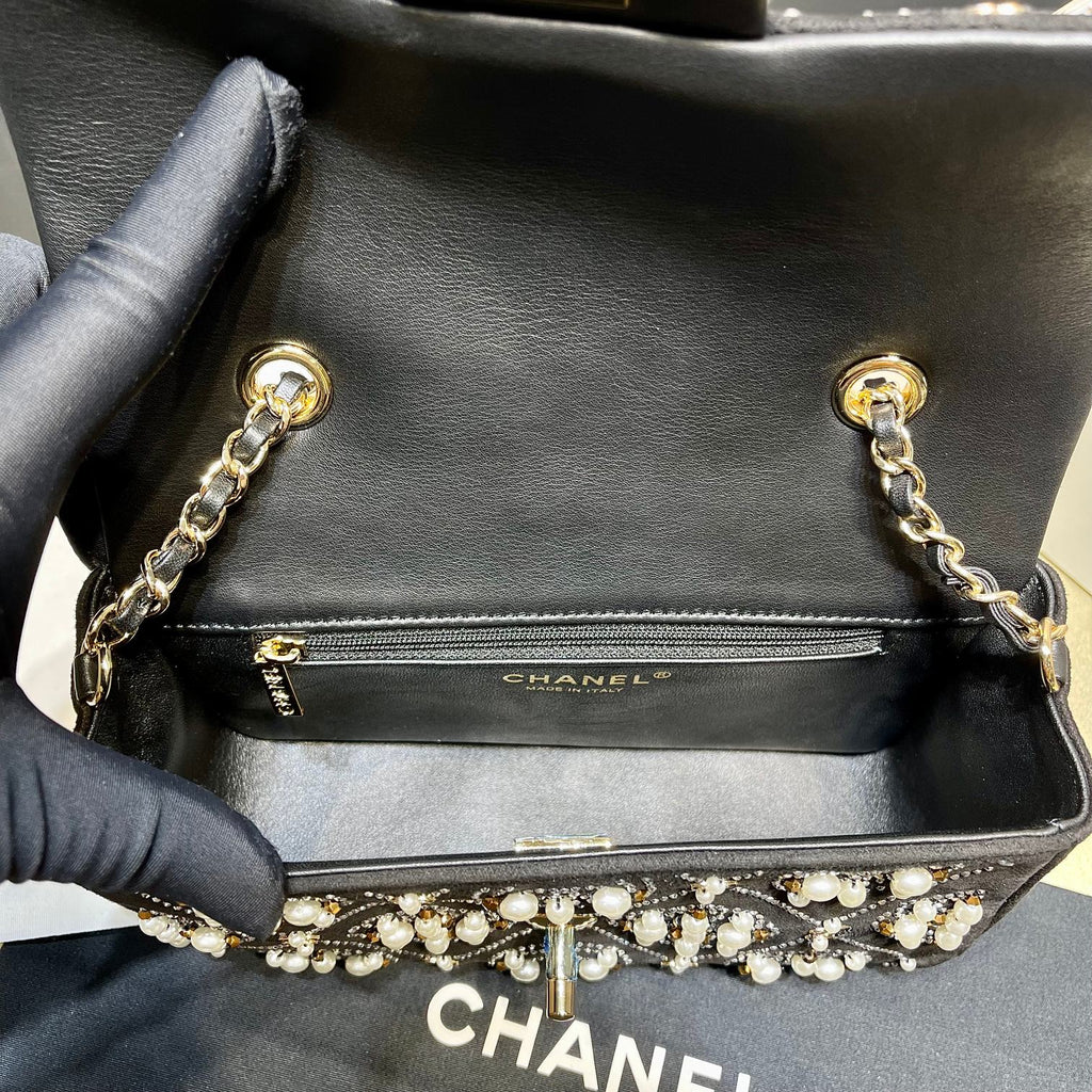 Chanel - Luxury Bag - CHL - 736