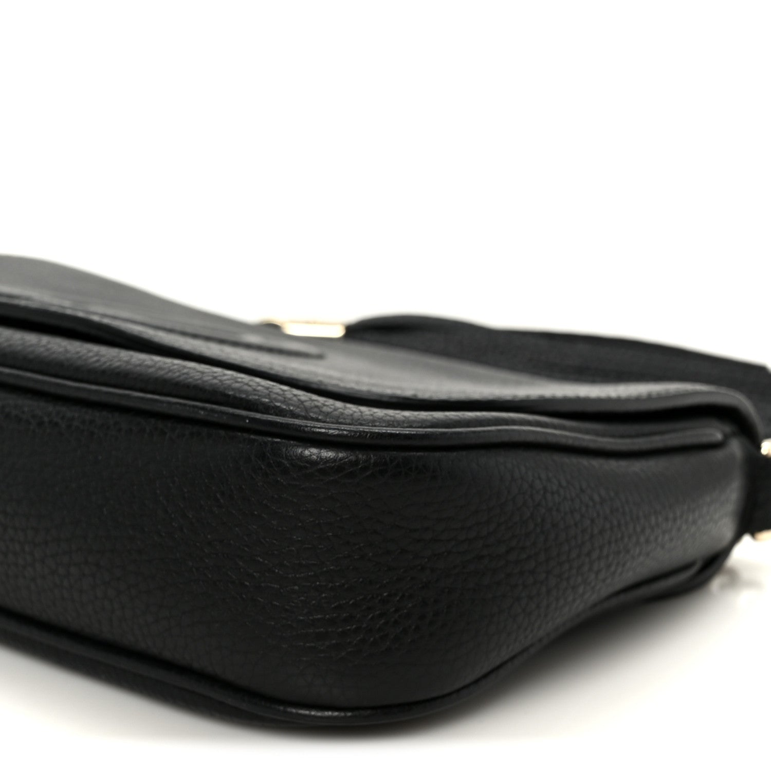 Gucci Pebbled Calfskin Medium Soho Flap Crossbody Black