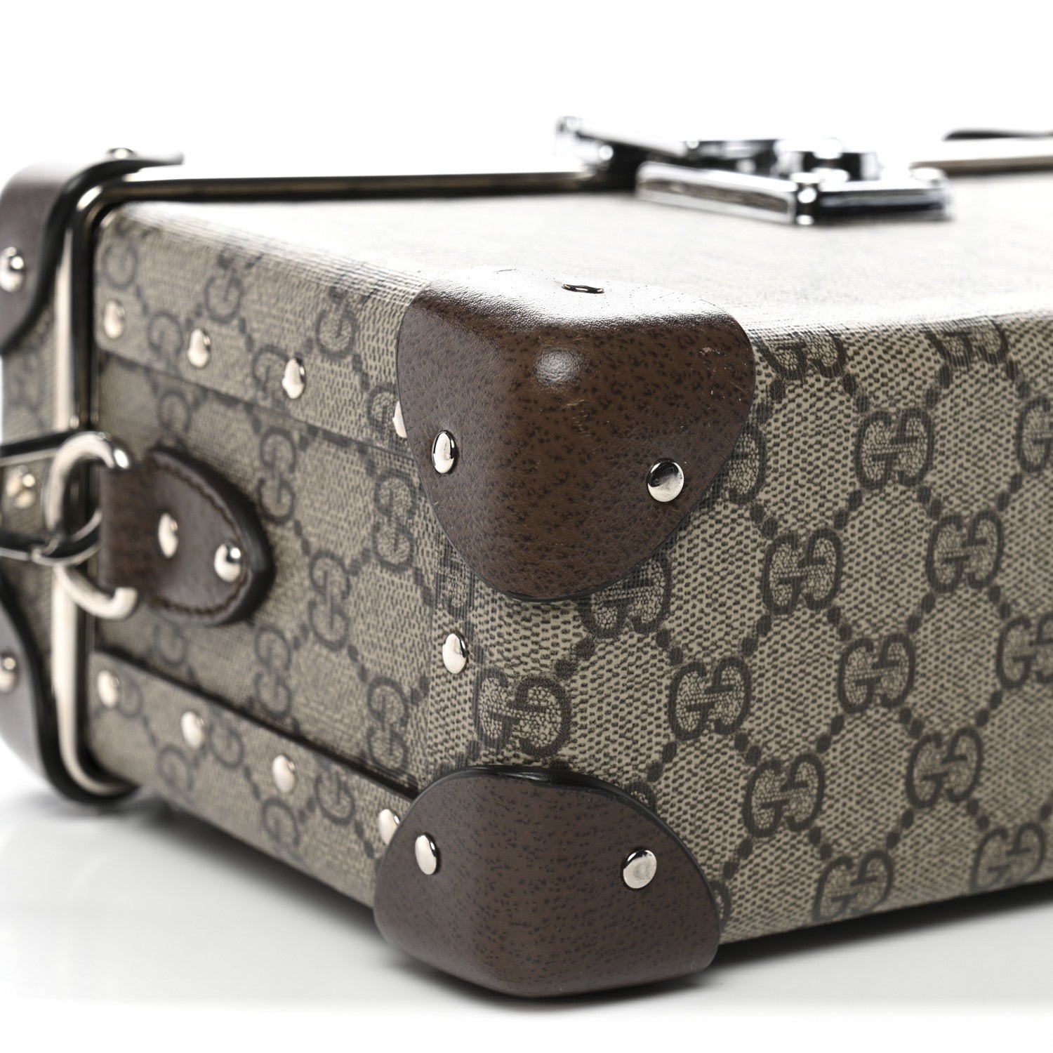 Gucci GG Supreme Monogram Globe-Trotter Beauty Case Brown