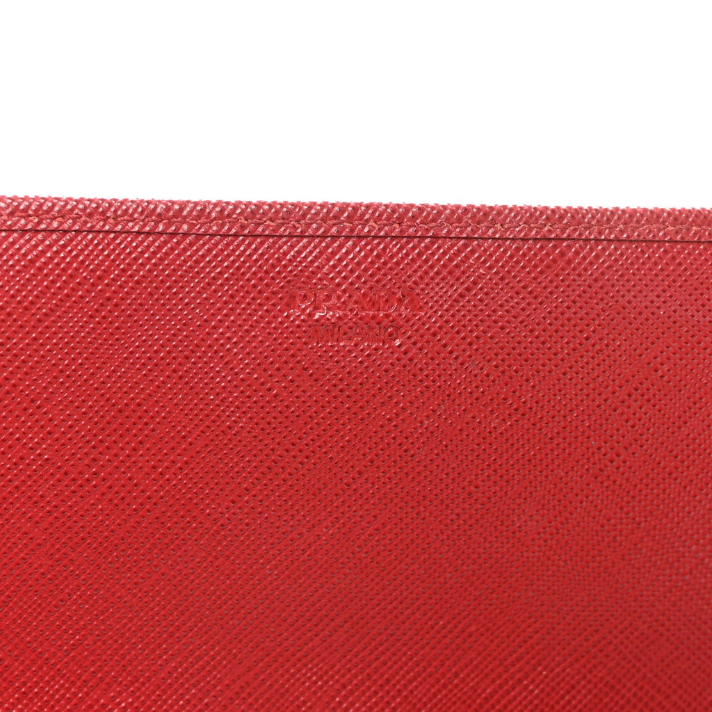 Prada Saffiano Metal Oro Chain Wallet Fuoco