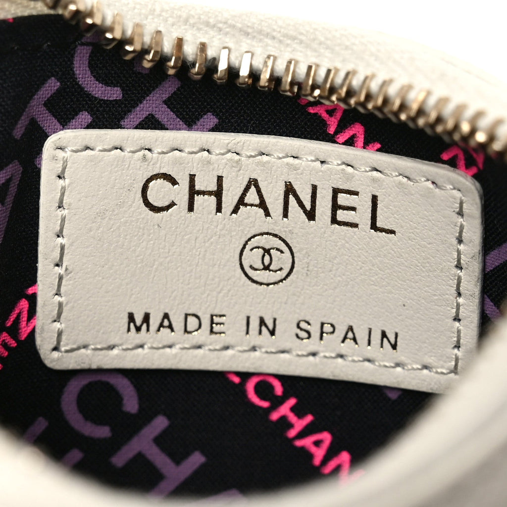 Caviar Quilted CC Zip Card Holder White