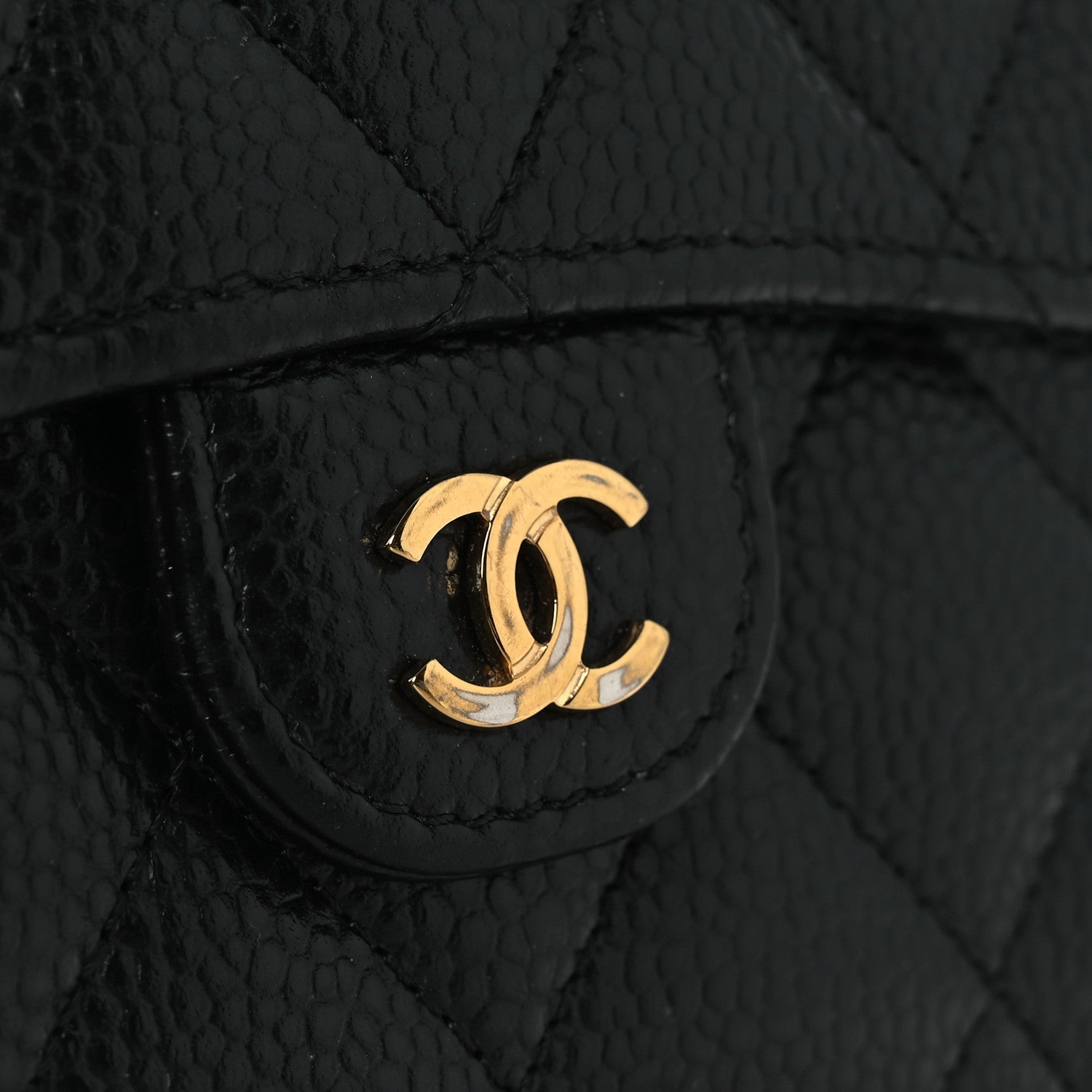 Caviar Quilted Compact Flap Wallet Black