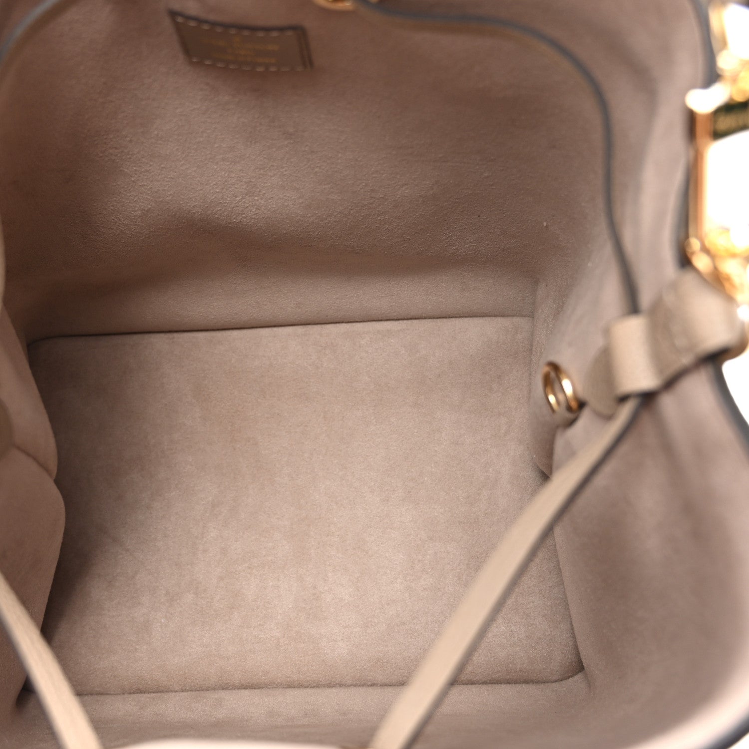 Louis Vuitton Empreinte Monogram Giant Neonoe MM Tourterelle Creme