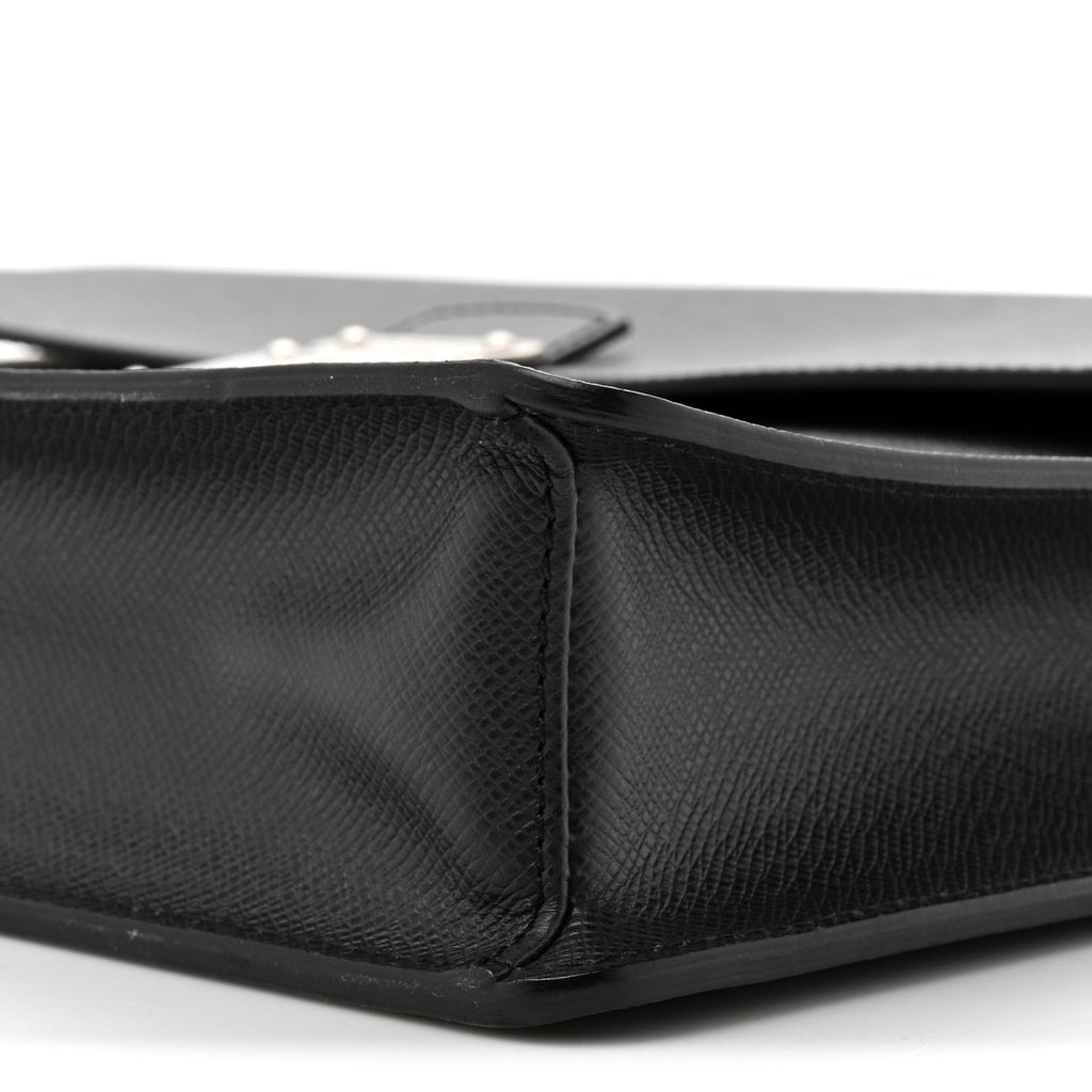 Louis Vuitton Taiga Neo Robusto 2 Compartment Briefcase Black