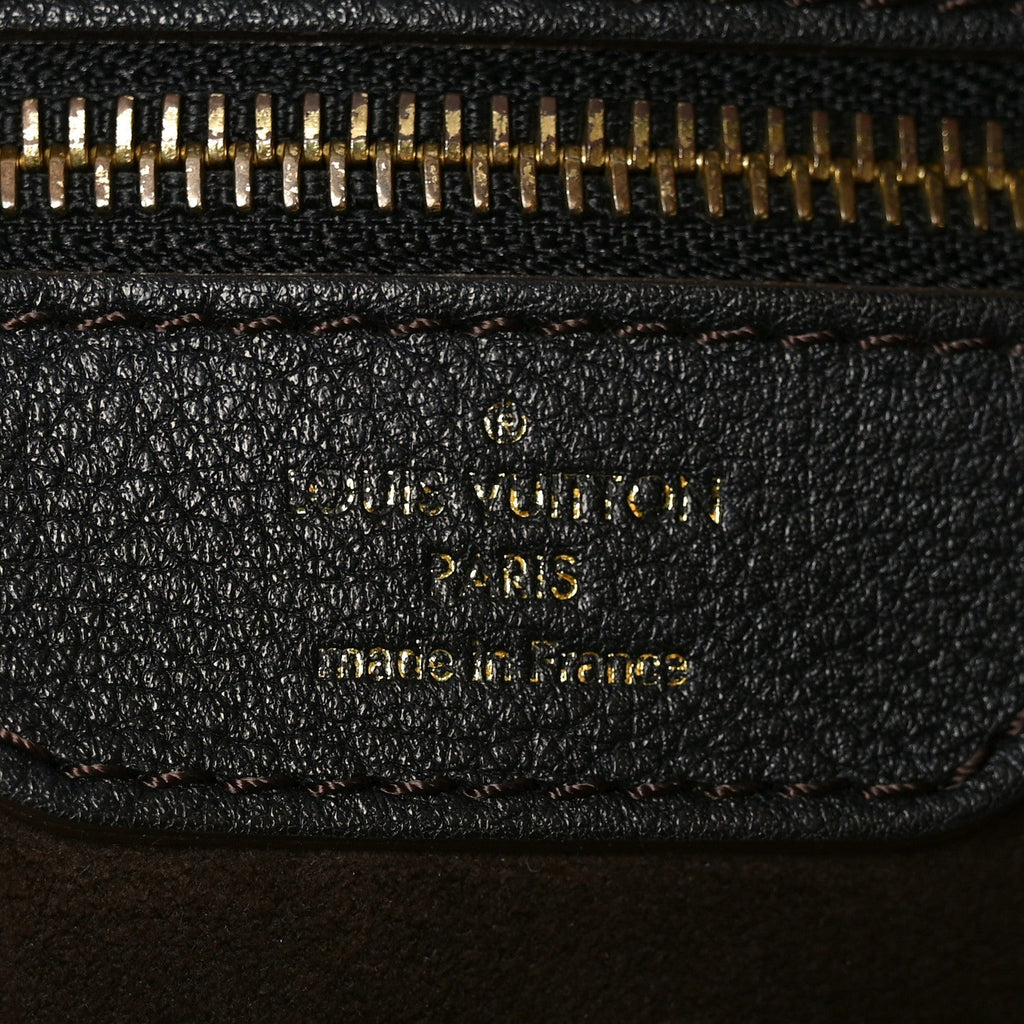Louis Vuitton Mahina XL Black