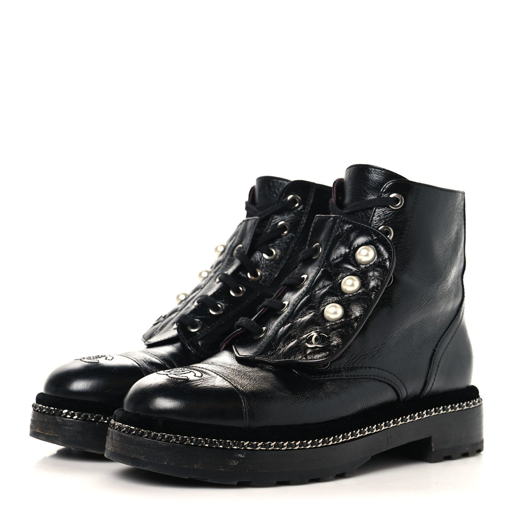 Crackled Calfskin Velvet Pearl Combat Short Boots 37.5 Black