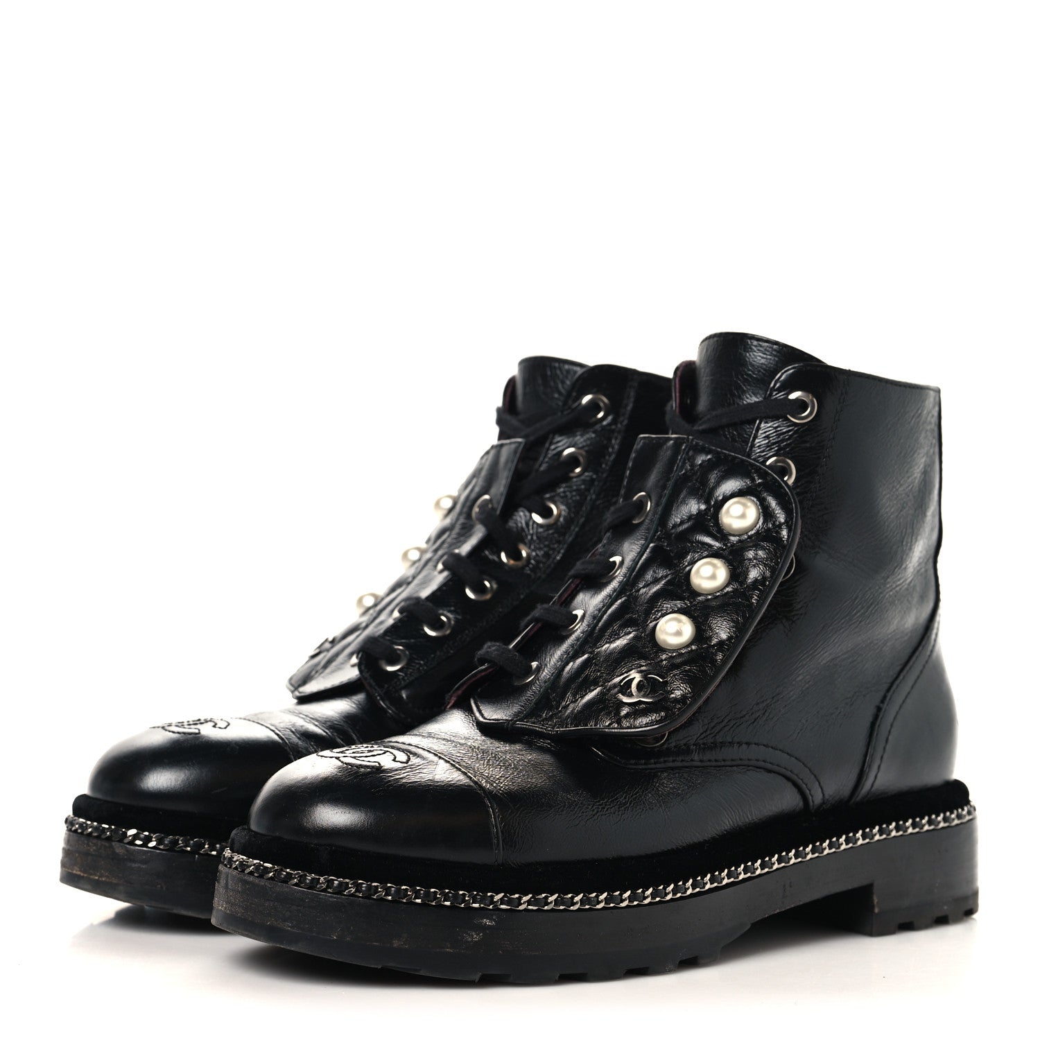 Crackled Calfskin Velvet Pearl Combat Short Boots 37.5 Black