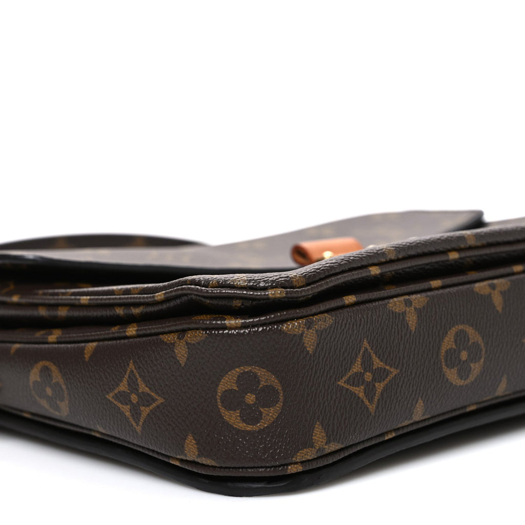Louis Vuitton Monogram Pochette Metis
