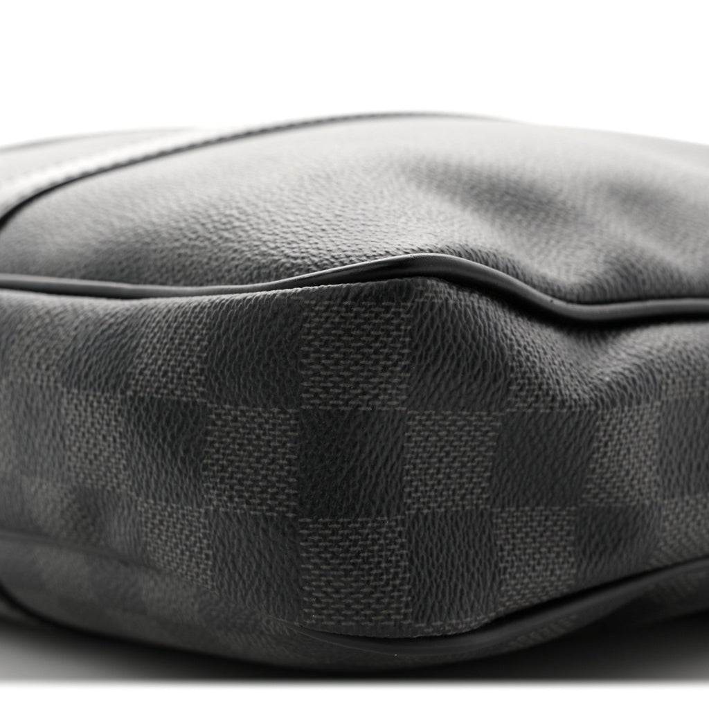 Louis Vuitton Damier Graphite Porte Documents Voyage PM