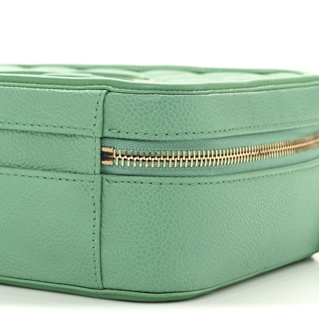 Chanel Caviar Quilted Medium CC Filigree Vanity Case Green