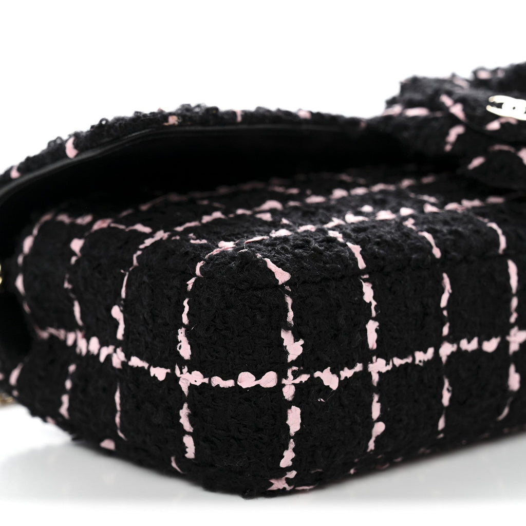 Chanel Tweed Quilted East West Camellia Clutch Black Pink