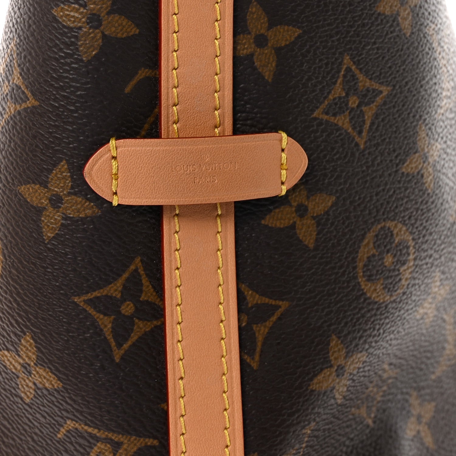 Louis Vuitton Monogram Carryall MM