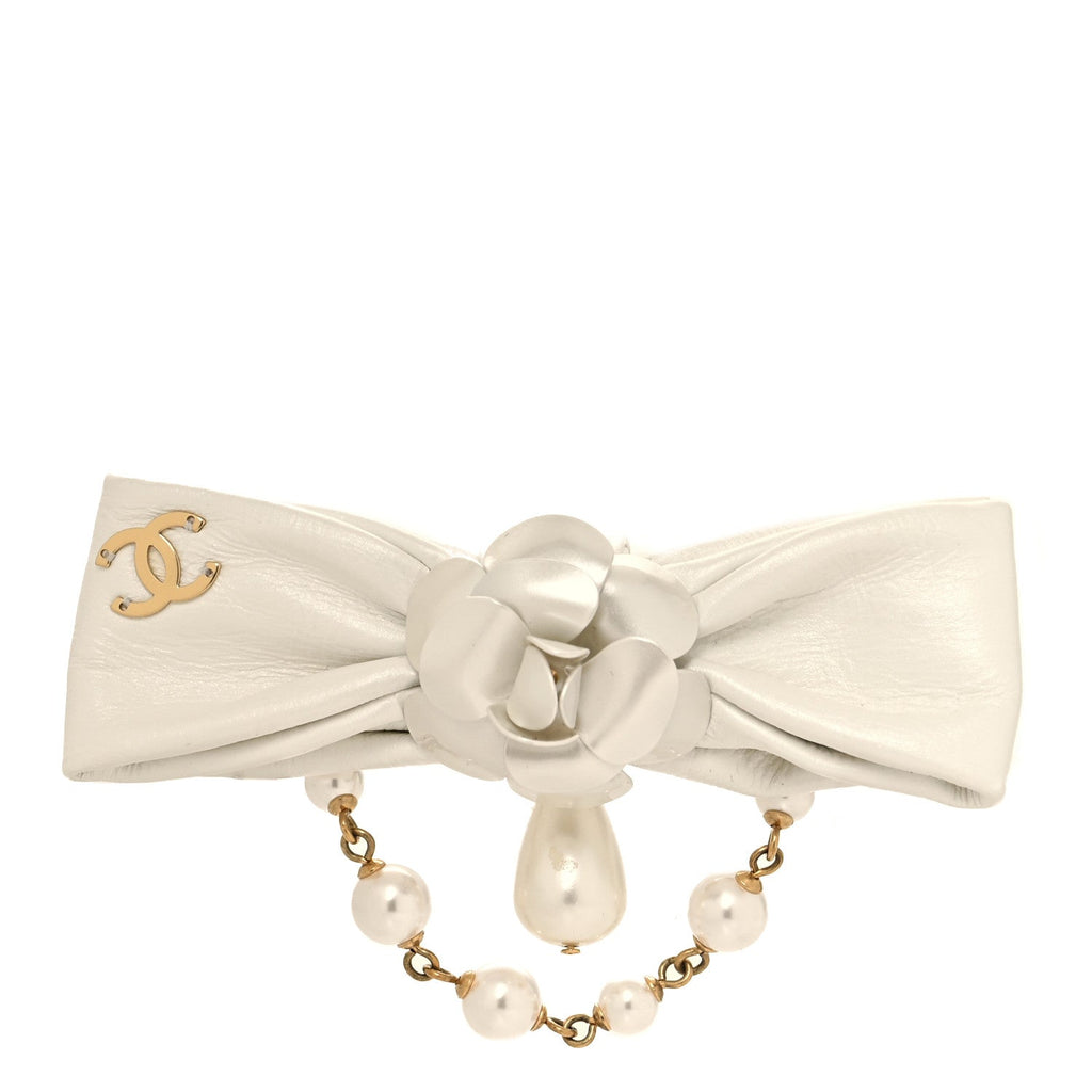 Metal Pearl Camelia CC Bow Brooch White Gold