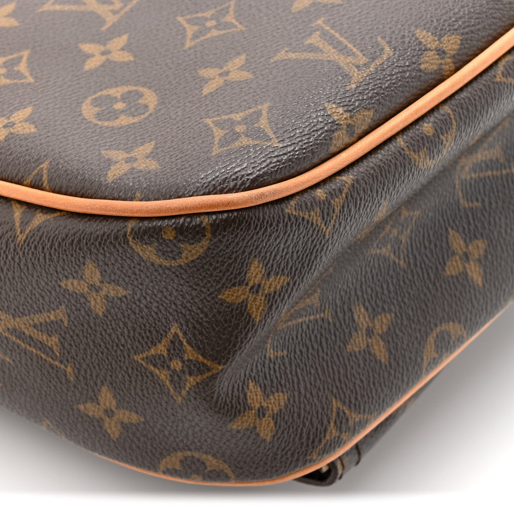 Louis Vuitton Monogram Hudson GM