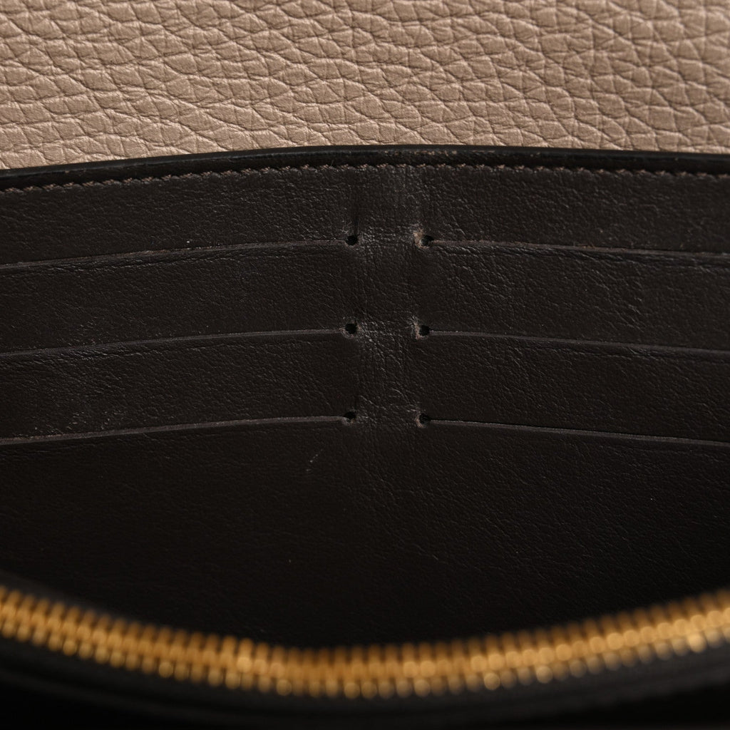 Louis Vuitton Taurillon Capucines Wallet Galet