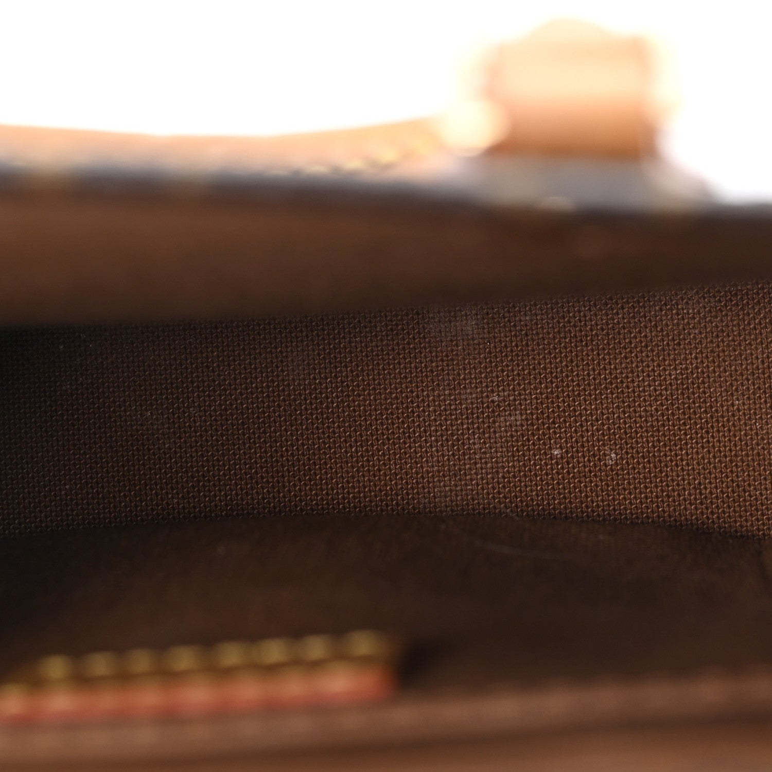 Louis Vuitton Monogram Petit Sac Plat