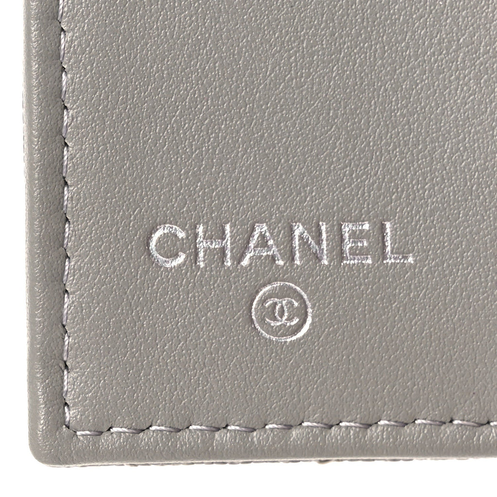 Caviar Quilted Small Boy Flap Wallet Grey