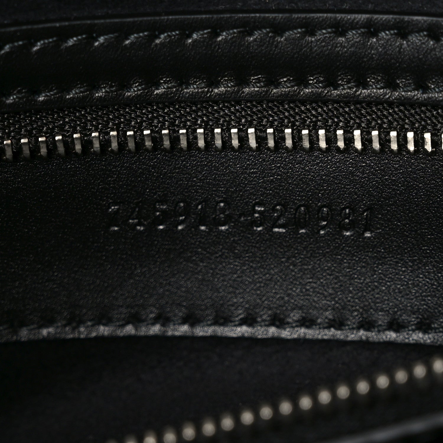 Gucci Calfskin Petite GG Small Tote Bag Black