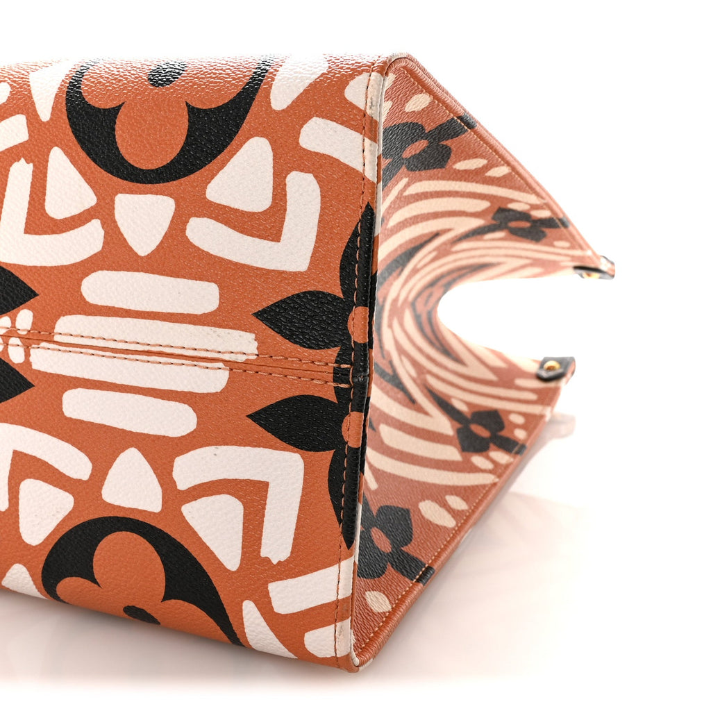 Louis Vuitton Monogram Giant Crafty Onthego GM Crème Caramel