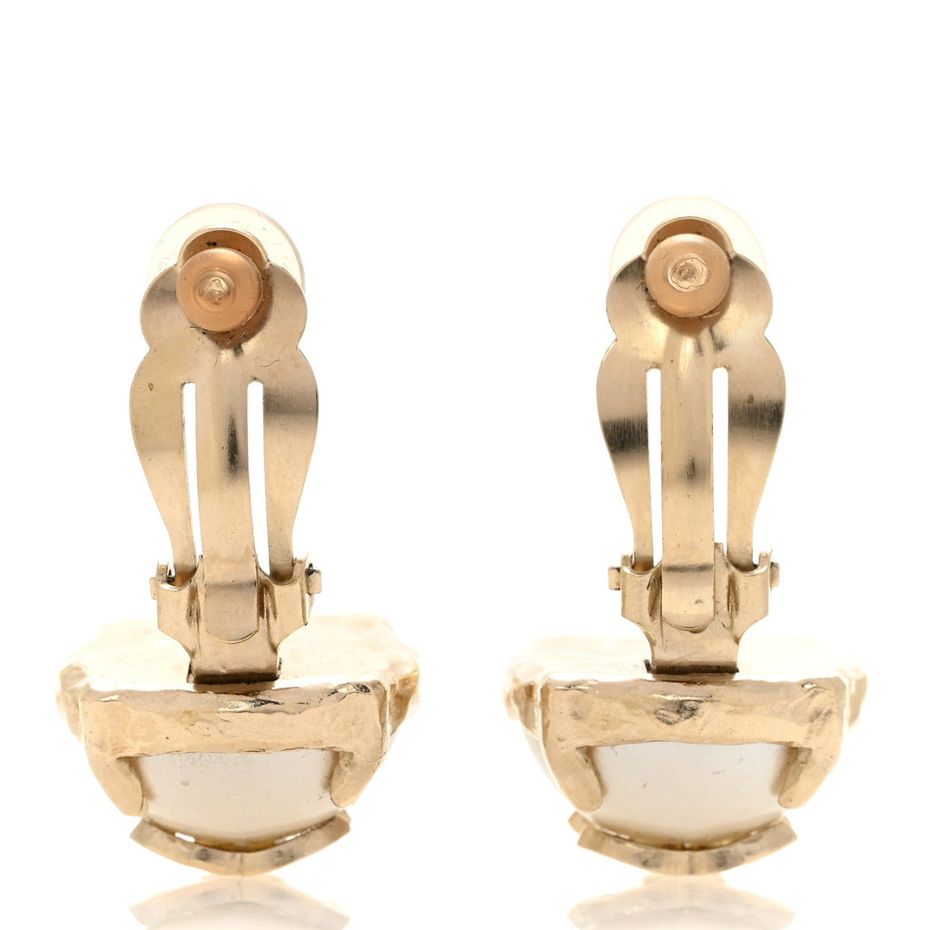 Pearl CC Clip On Earrings Gold