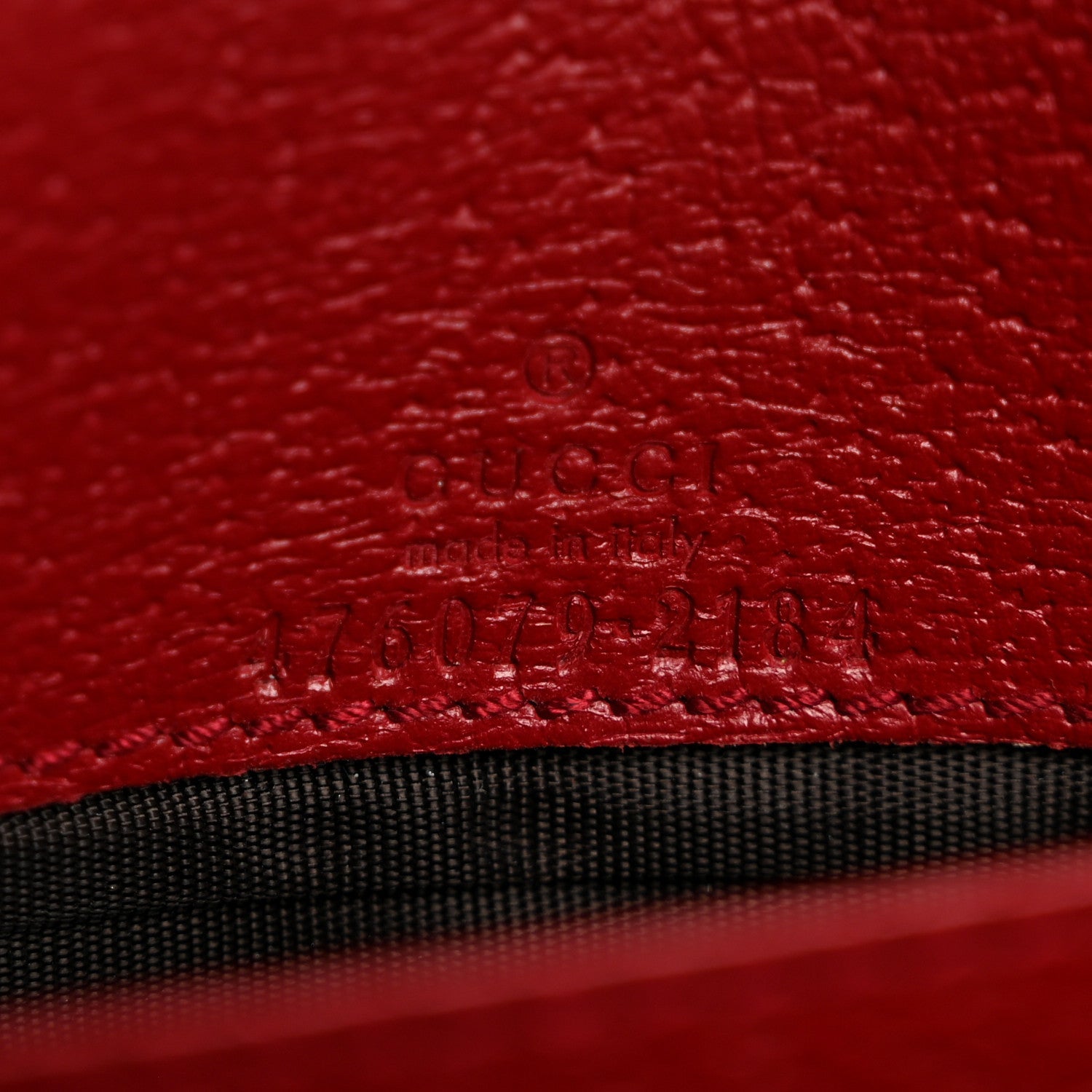 Gucci GG Supreme Monogram Web Queen Margaret Chain Wallet Red
