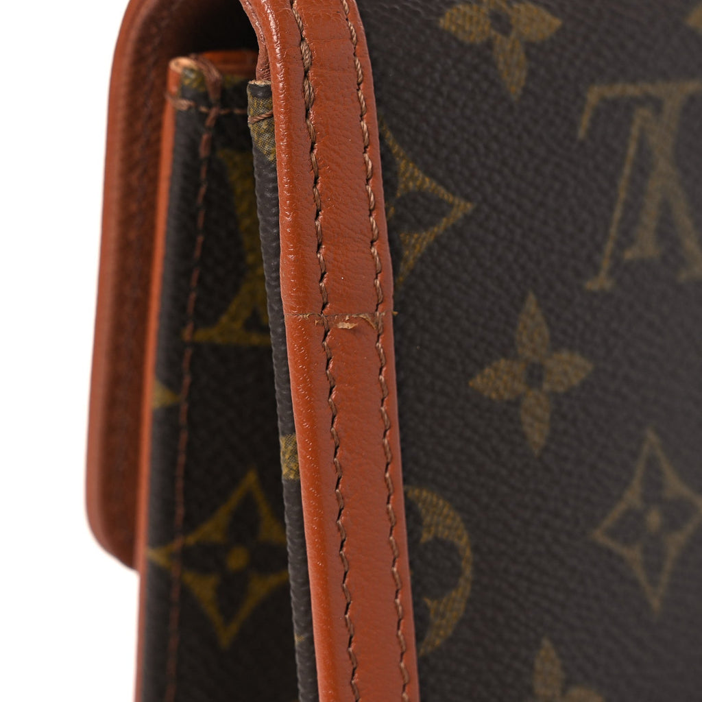 Louis Vuitton Monogram Pochette Dame 26