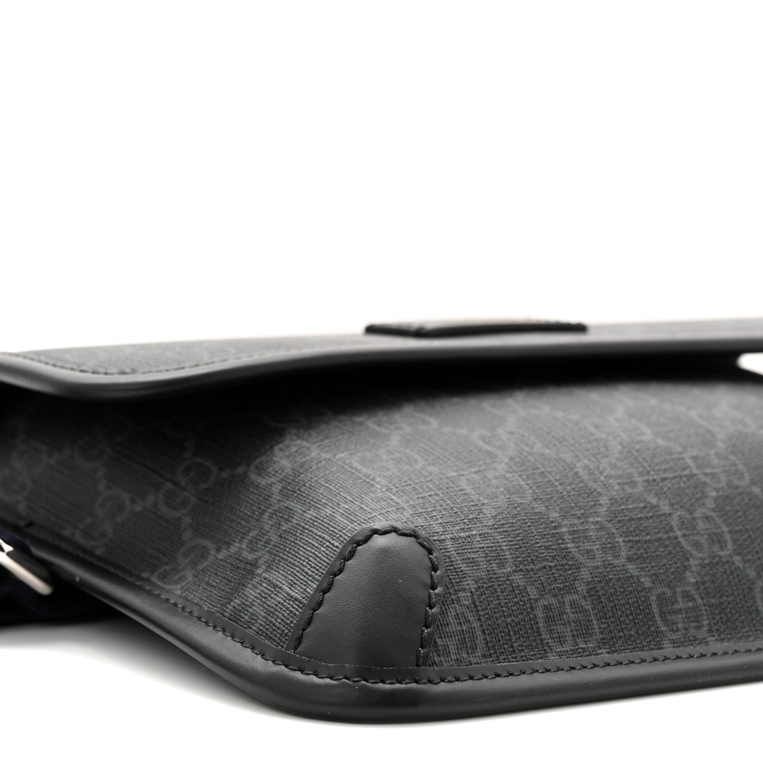 Gucci GG Supreme Monogram Web Slim Belt Bag Black Grey