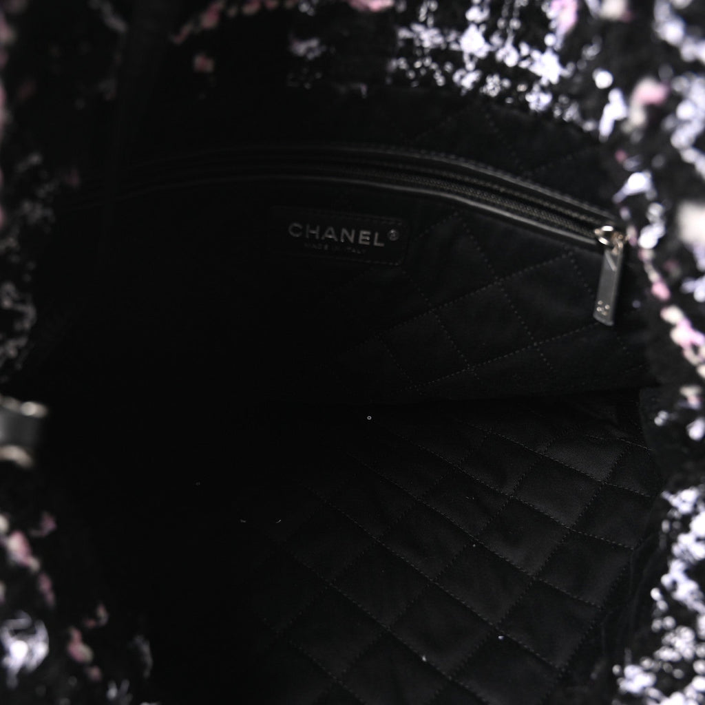 Chanel Tweed Patchwork Quilted Small Chanel 22 Black Pink White