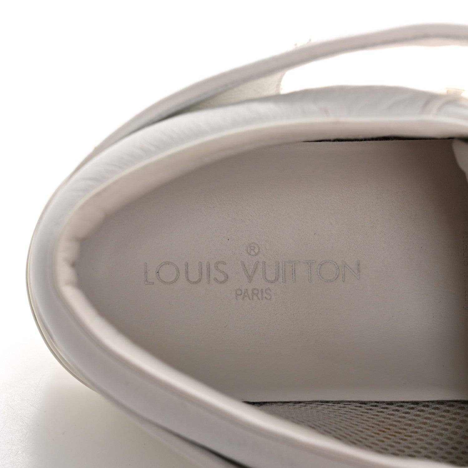 Louis Vuitton Calfskin Perforated Mens Acapulco Sneakers 8 White