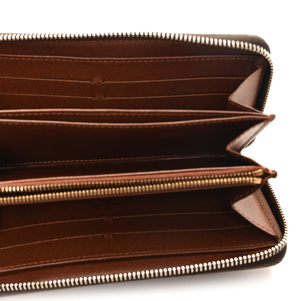 Louis Vuitton Monogram Zippy Wallet