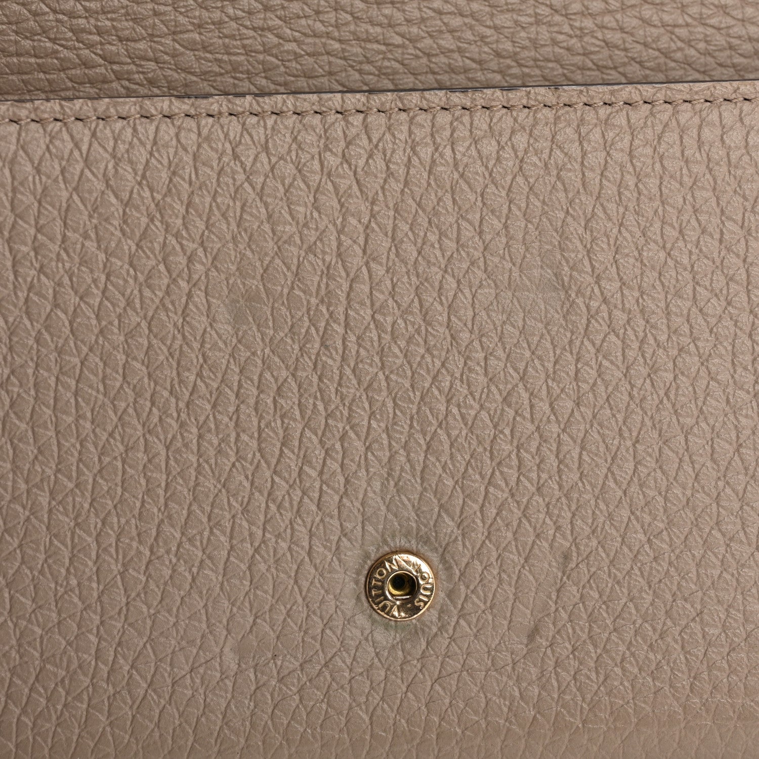Louis Vuitton Taurillon Capucines Wallet Galet