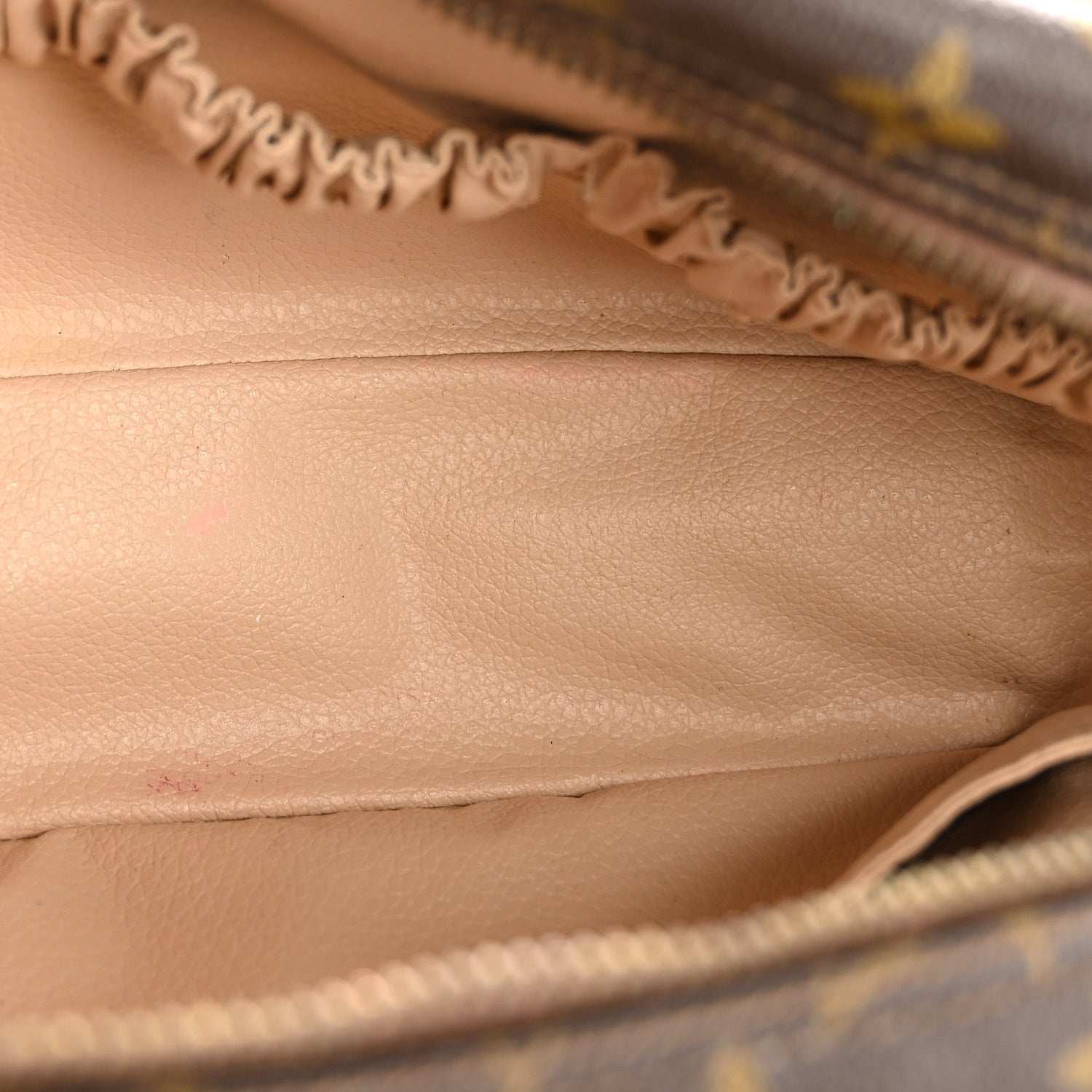 Louis Vuitton Monogram Trousse Toilette 23